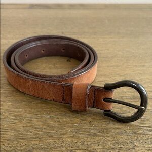 Vintage Levi’s Women’s Full Grain Buffalo Leather Belt. Size 40. Excellent Cond.